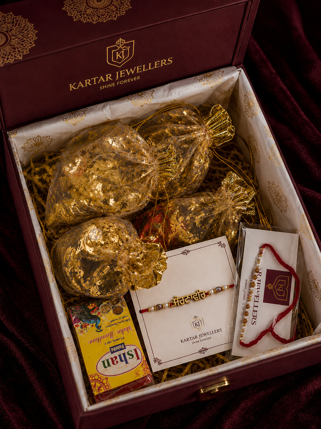 Artificial Rakhi Hamper
