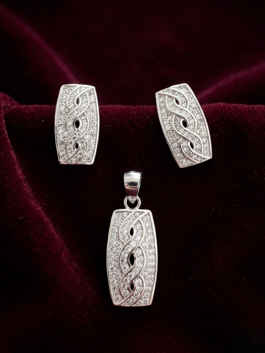 Pendant Set