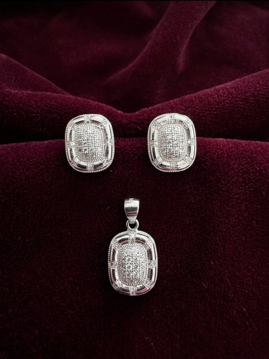 Pendant Set